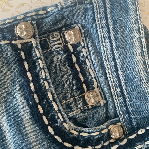 Miss Me boyfriend JEANS women’s DISTRESSED cropped capri 27 crops JPB5014 - Picture 4 of 10